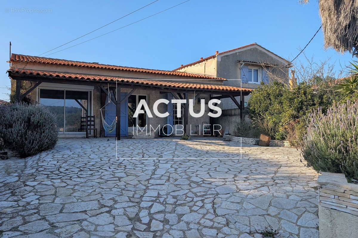 Maison à MARTIGUES