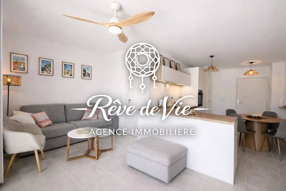 Appartement à BORMES-LES-MIMOSAS