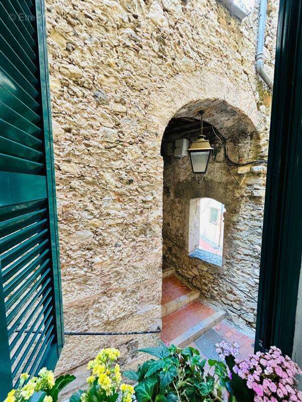 Vieux Menton - Investissement clé en main : 2 pièces meublé, à proximité des plages - photo 11
