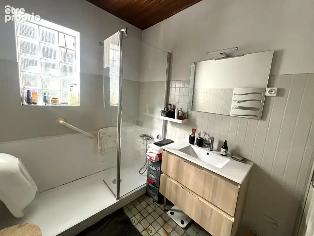 Exclu sarrians maison avec jardin garage et atelier - photo 7