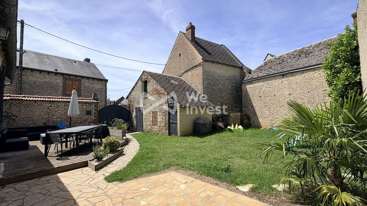 Maison 102 m² à Boisville-La-Saint-Pere  - photo 2