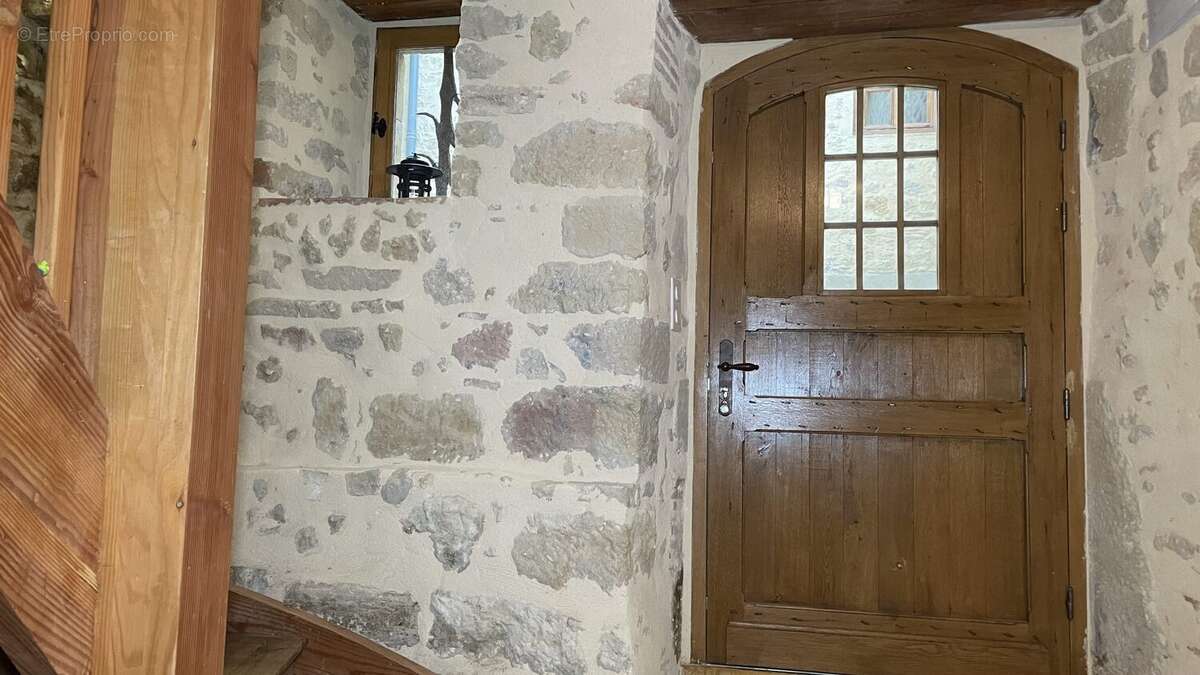 Maison à LAURAC