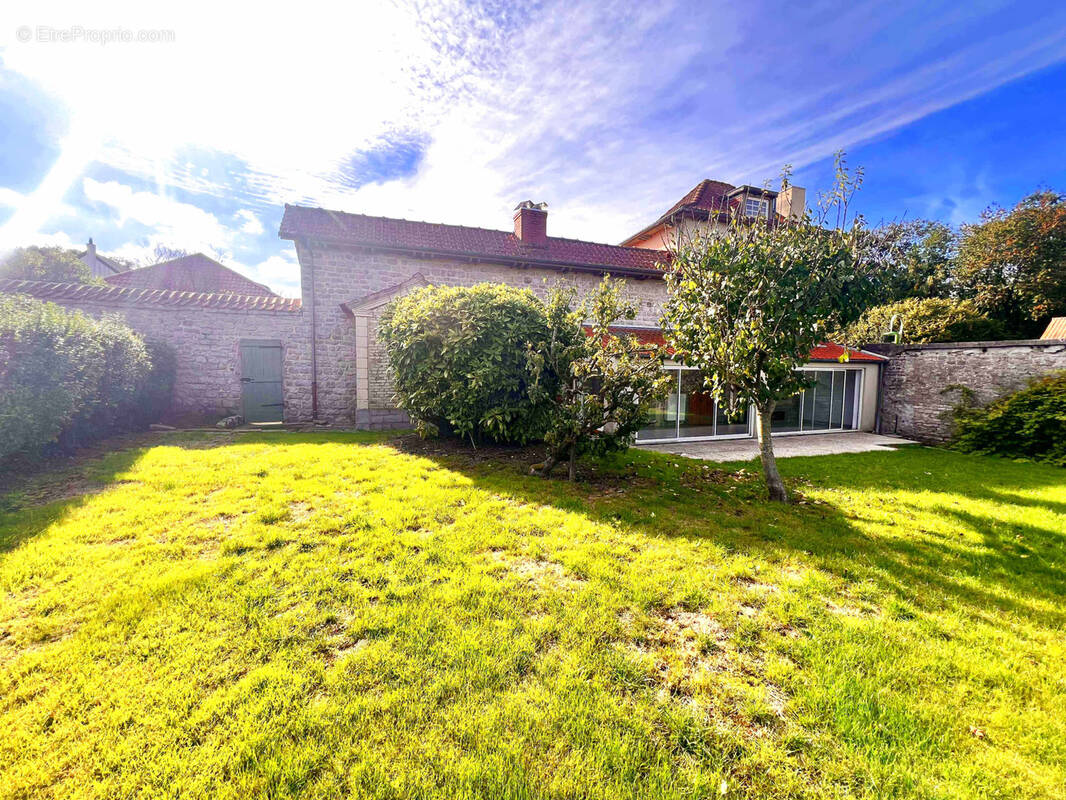 Maison à BONNINGUES-LES-CALAIS