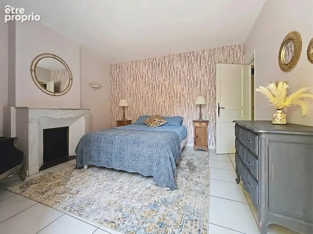 Avignon  Intra muros. Élégante maison de caractère avec terrasses, garage et appartement indépendant - photo 9