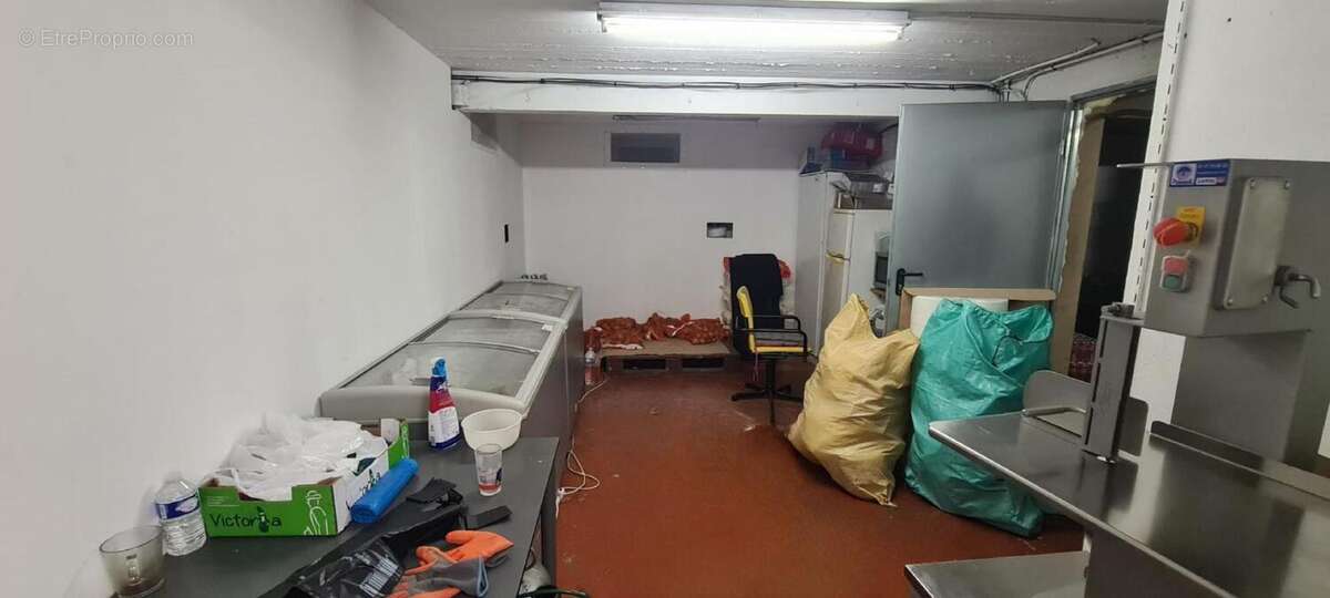 Local commercial avec sous-sol + appartement   excellent ren - photo 3