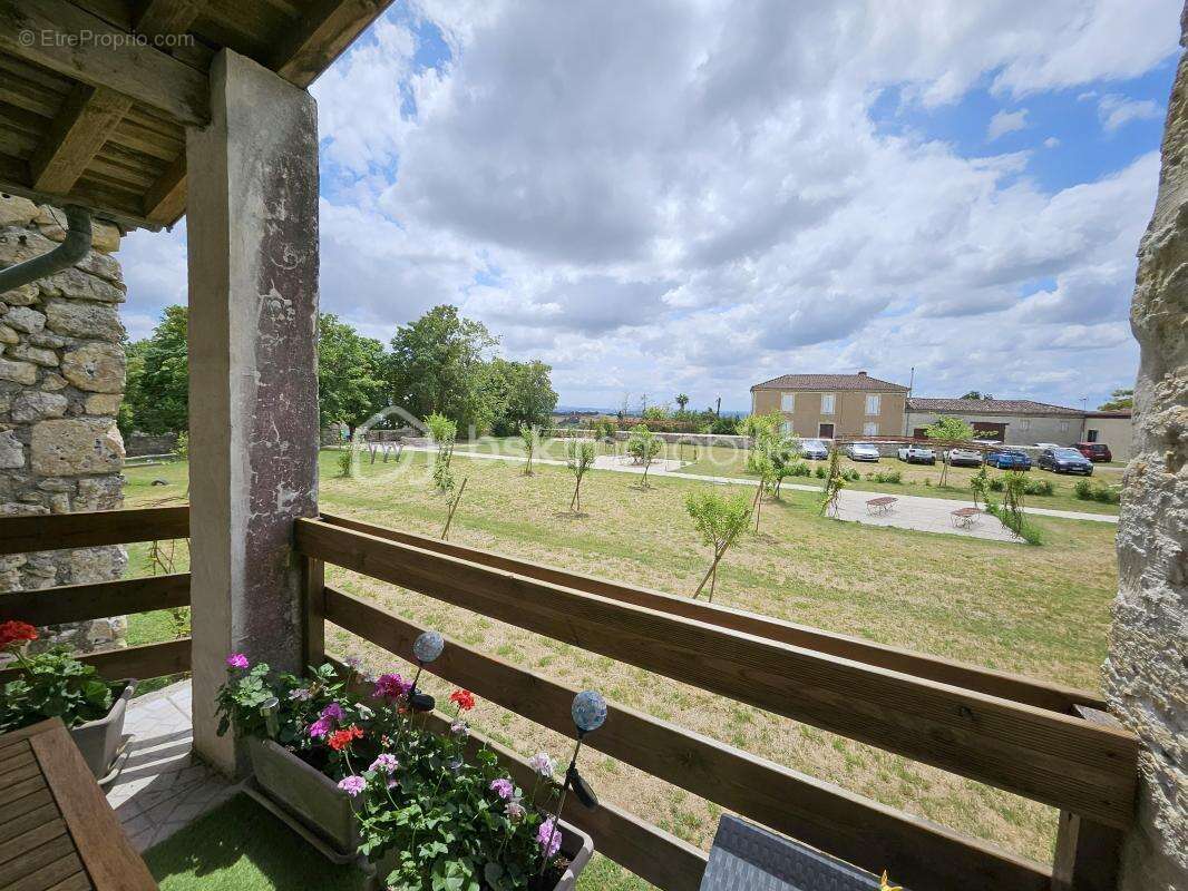 Maison en pierre rénovée avec logement indépendant – PAC 2023 – panneaux solaires – entre Lectoure, Fleurance et Saint-Clar - photo 13