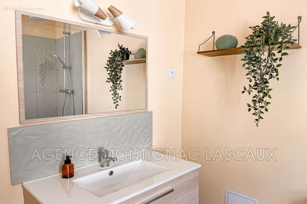 Maison à MONTIGNAC