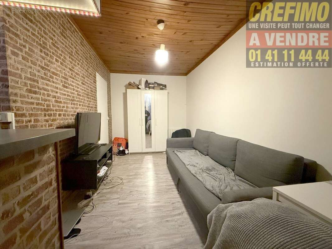 Appartement à COURBEVOIE