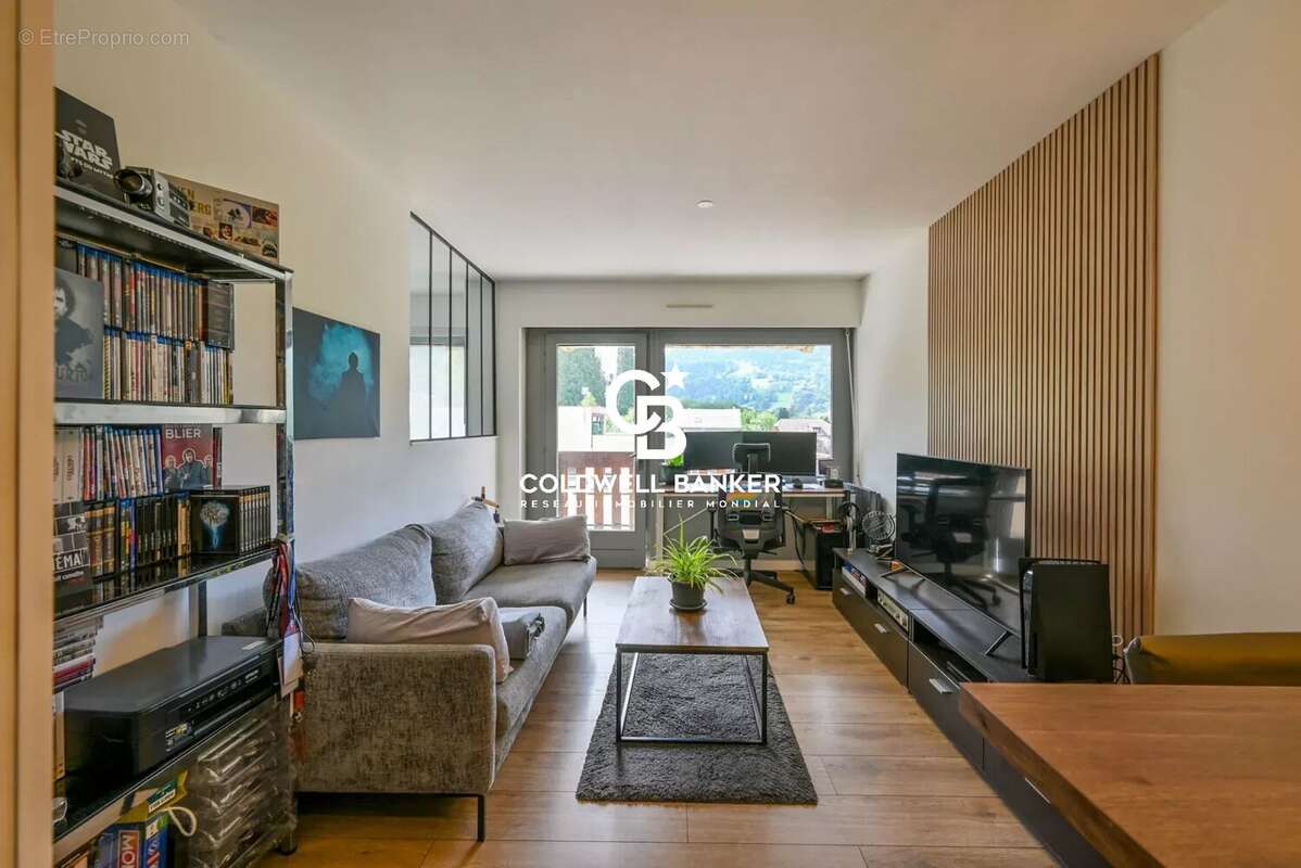 Appartement T2, une chambre, 35.92 m² très proche du centre  St Gervais les bains - photo 3