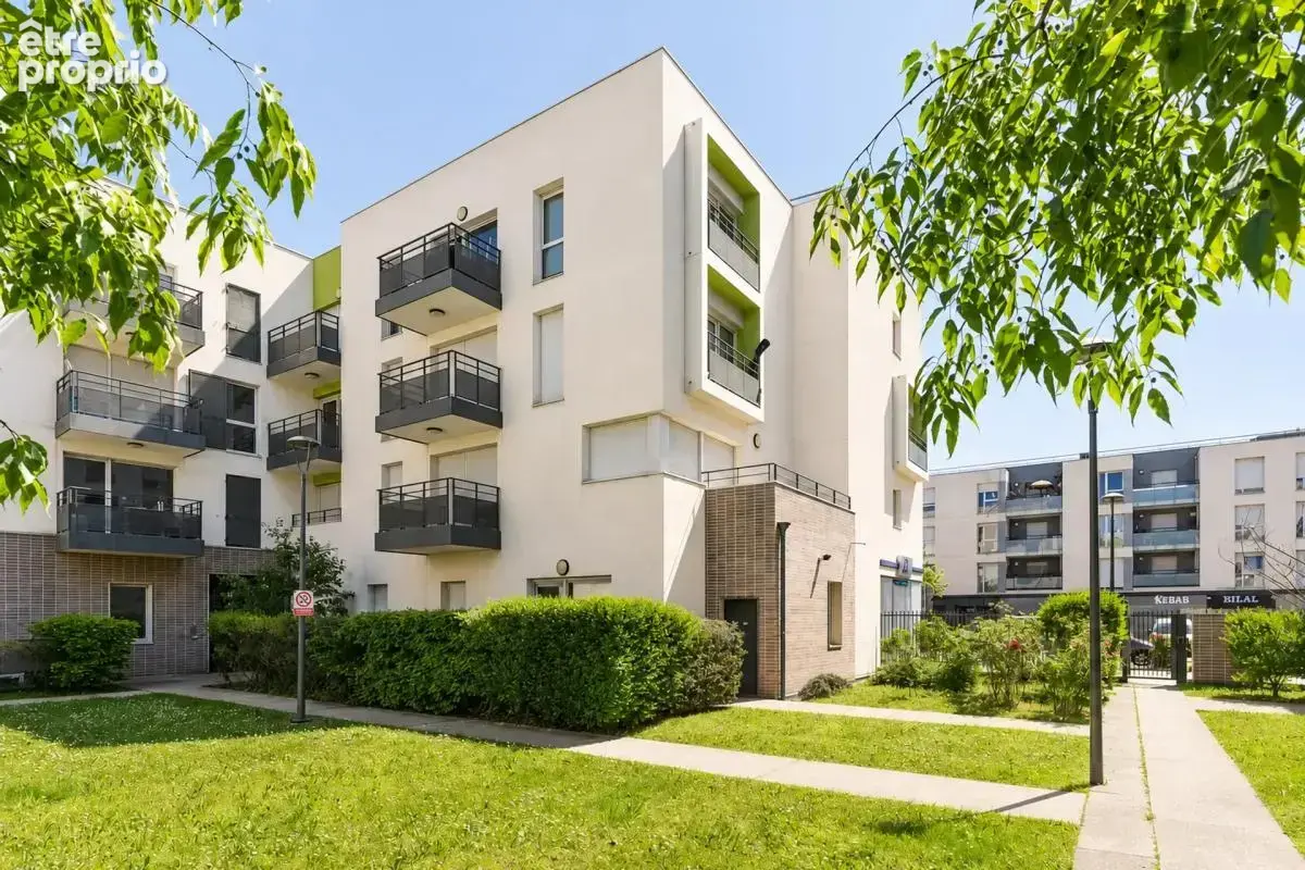 Appartement T2 lumineux avec balcon à Meyzieu - photo 8