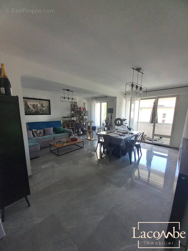 Appartement à ALBERTVILLE