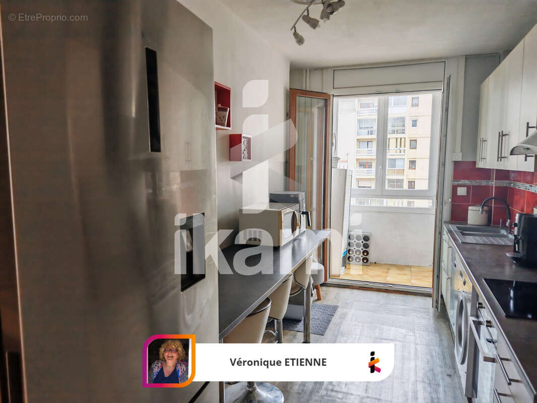 Appartement à SAINT-ETIENNE