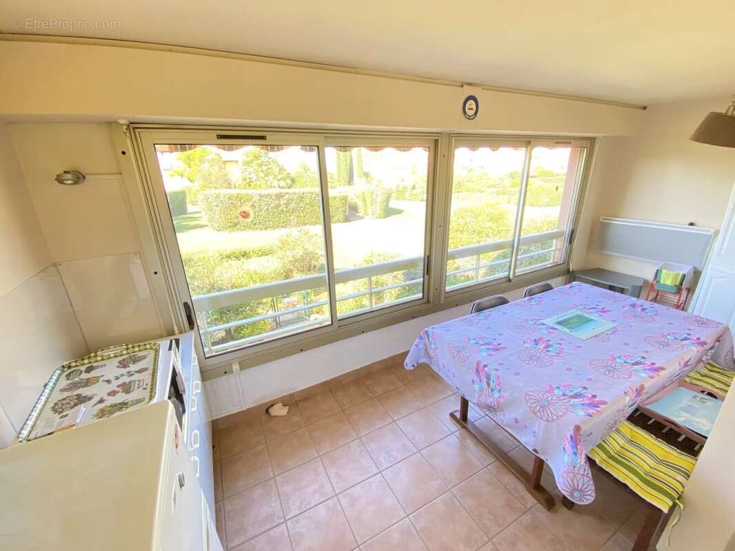 Appartement à LA LONDE-LES-MAURES