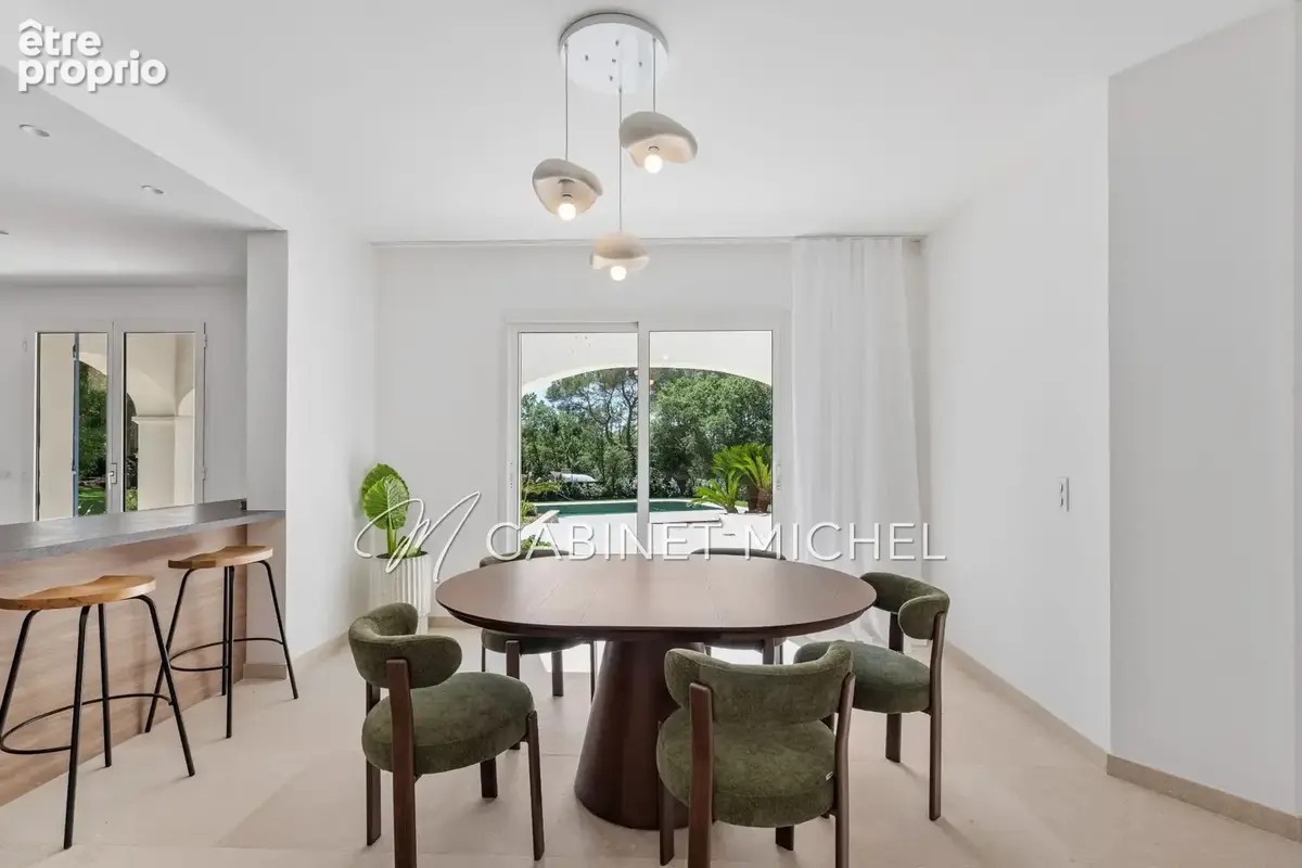 Maison 6 pièces 179 m² à vendre à Roquefort-Les-Pins (06330) - photo 3