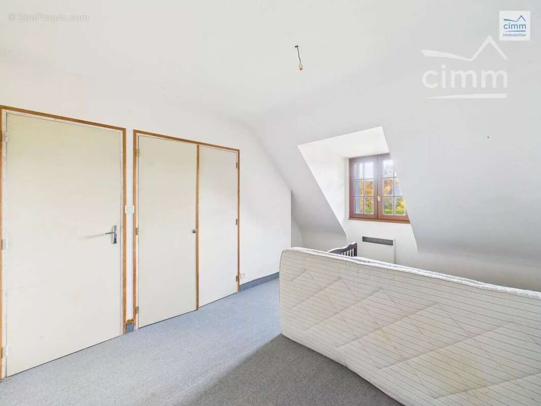 Maison à LES BRULAIS