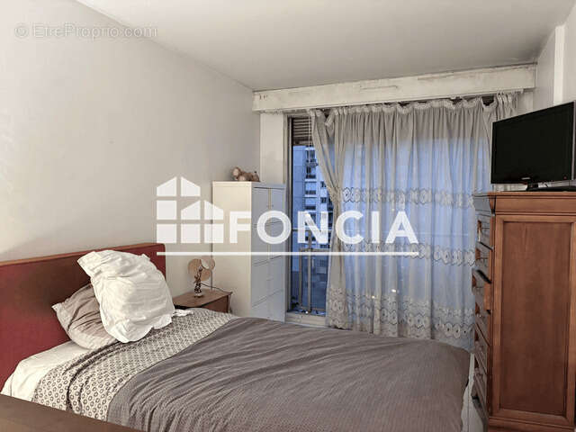 Appartement à PARIS-19E