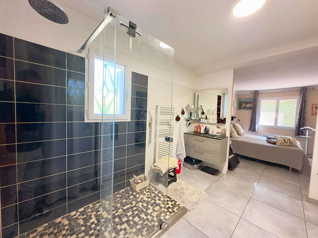 Maison La Farlède 4 pièces 114m², maison récente, Vie de plain pied, vente - photo 6