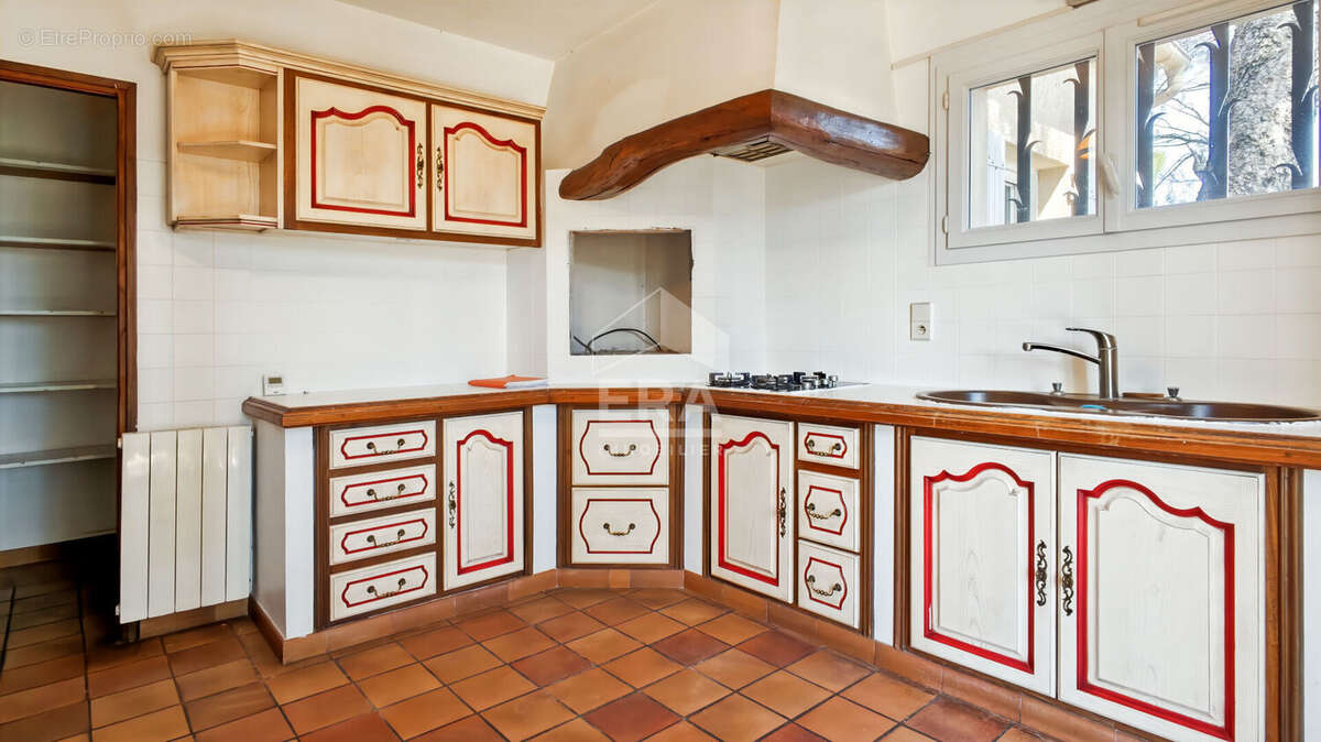 Maison à CHATEAURENARD