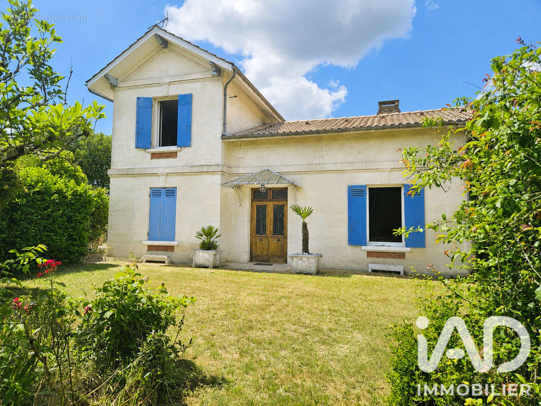 Photo 1 - Maison à SAINT-DENIS-DE-PILE