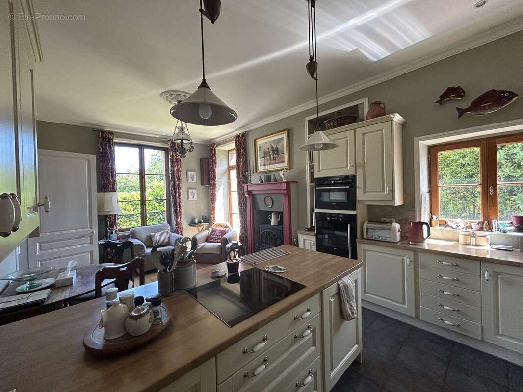 Maison à CERISY-BELLE-ETOILE