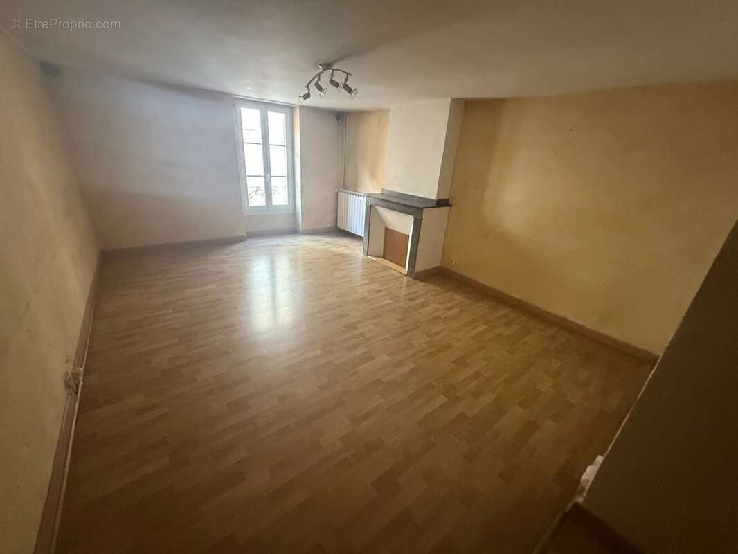 Maison à REALMONT