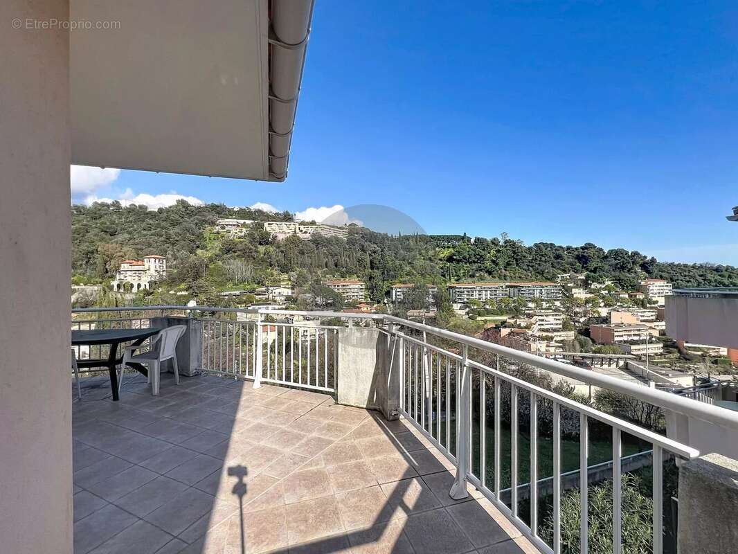 Appartement à ROQUEBRUNE-CAP-MARTIN