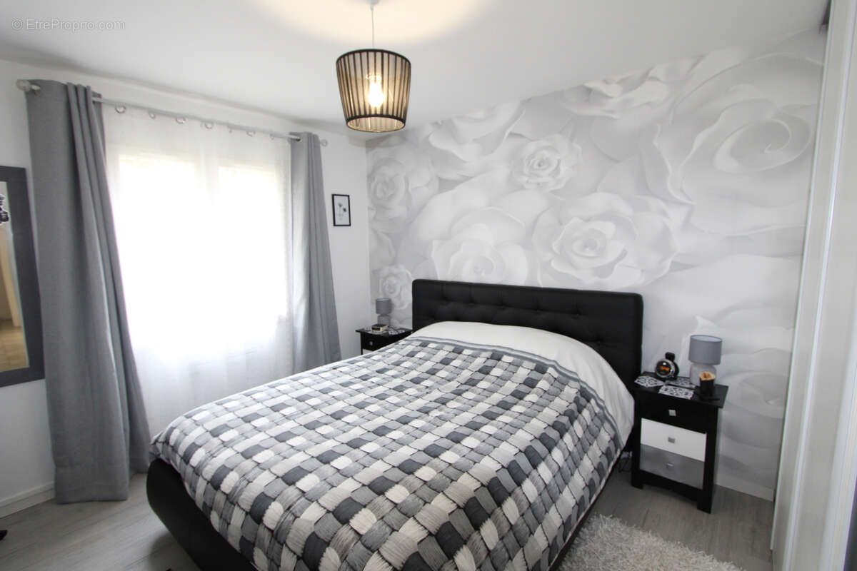 Maison à SAUGNACQ-ET-MURET