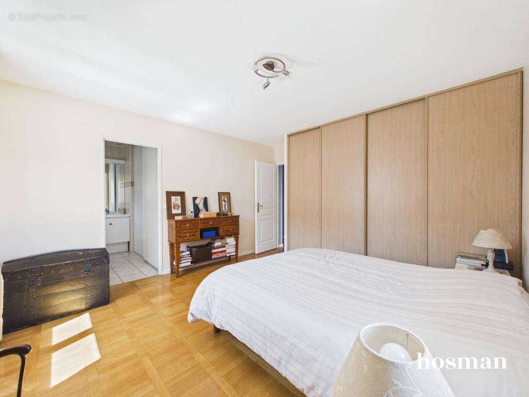Maison à NANTERRE
