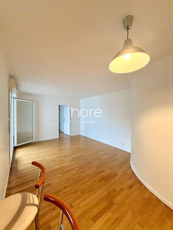 Appartement à SAINT-DENIS