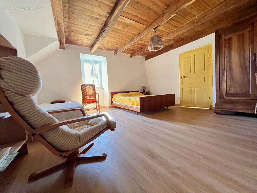 Maison Cassaniouze - 5 pièce(s) - 170 m2 - photo 5