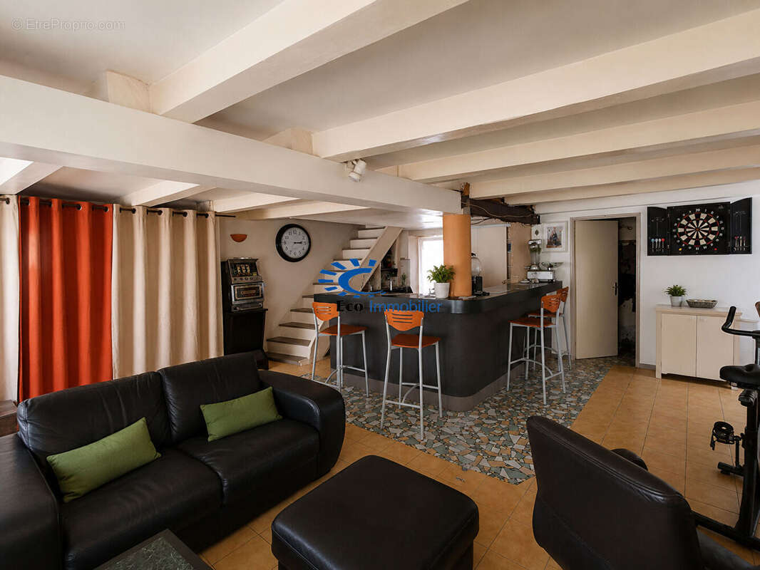 La rochelle maison a renover 85 m² 2 chambres - photo 3