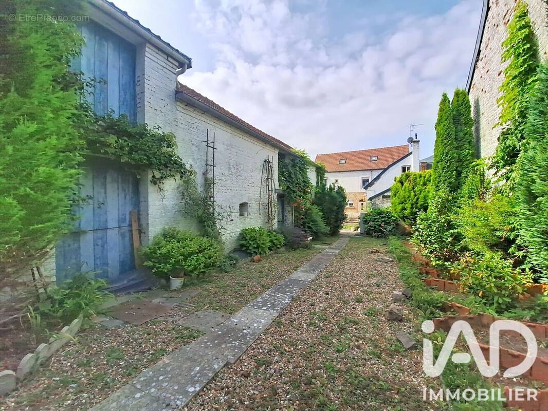 Photo 1 - Maison à CURGIES