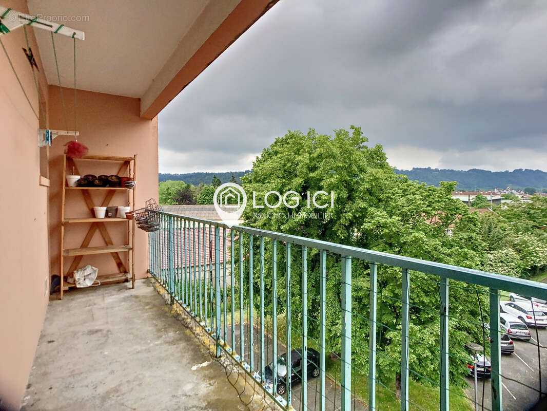 Appartement à BILLERE