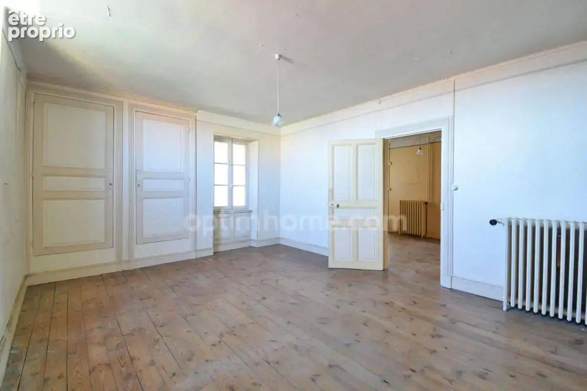 *** exclusivite *** grande maison de ville a renover avec terrain, patio et dependances *** billom 63160 - photo 11