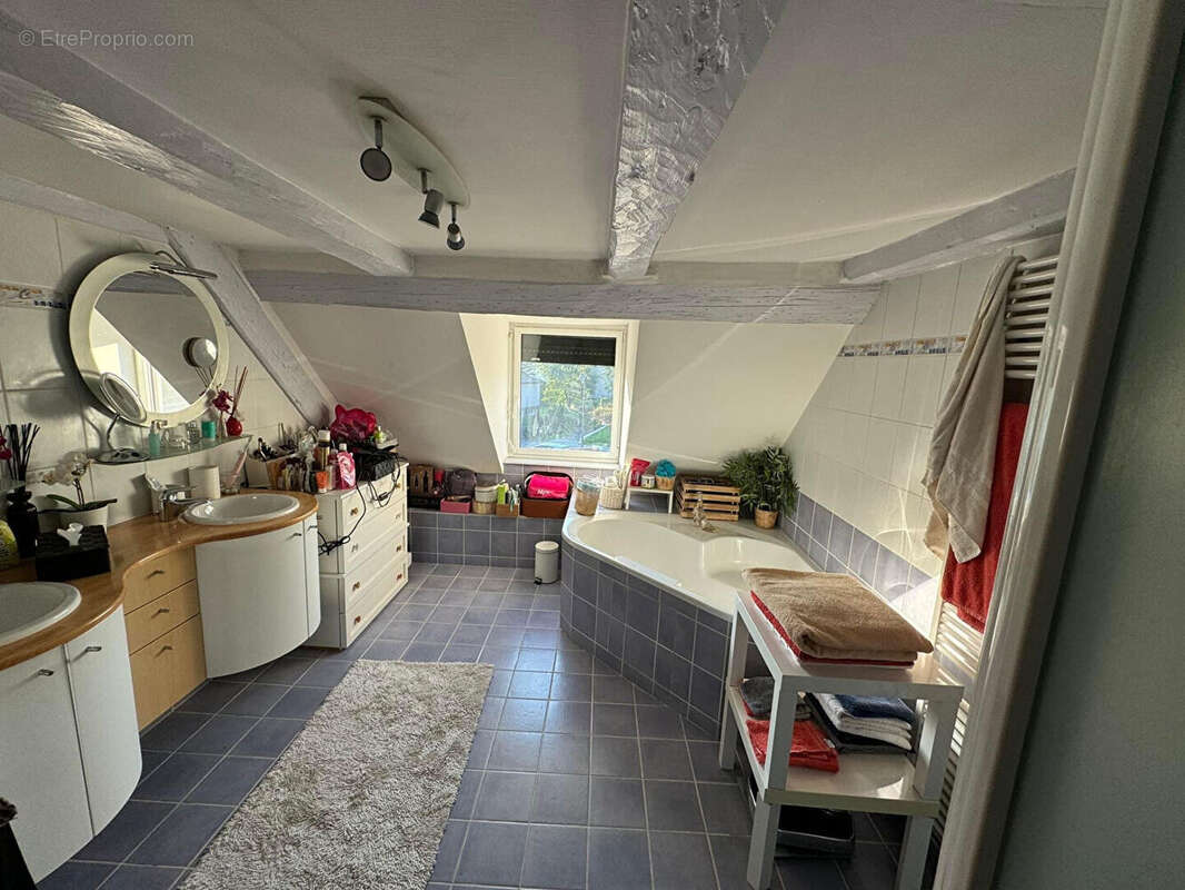 Appartement à BAVILLIERS