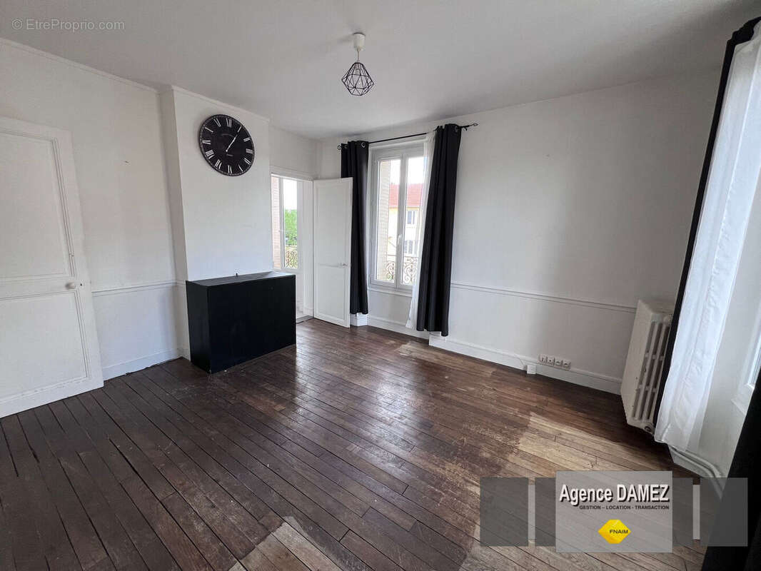 Appartement à DOURDAN