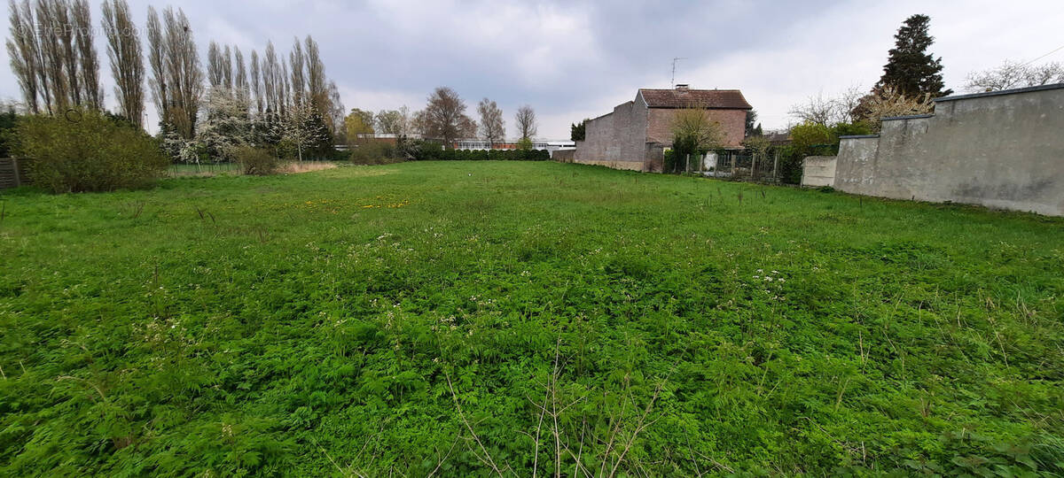 Terrain à CONDE-SUR-L'ESCAUT