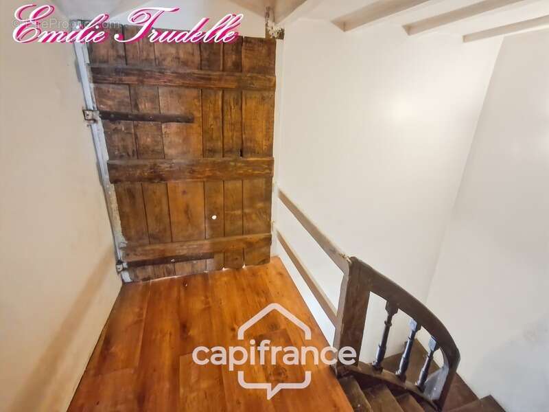 Maison à LA CHARTRE-SUR-LE-LOIR