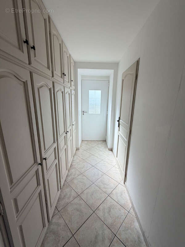 Maison de village L'isle d'Abeau 5 pièce(s) 121 m2 - photo 11