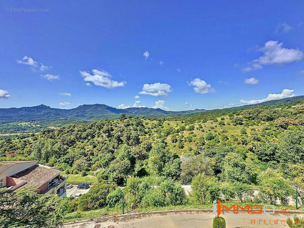 Appartement à MANDELIEU-LA-NAPOULE