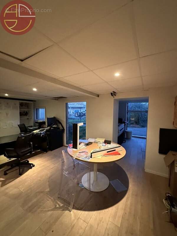 Commerce à CASTELNAUDARY