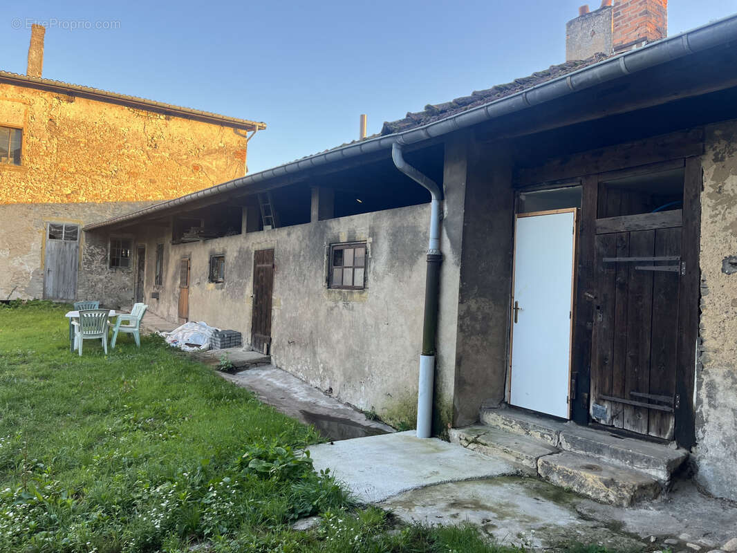 Maison à MOULINS-LES-METZ