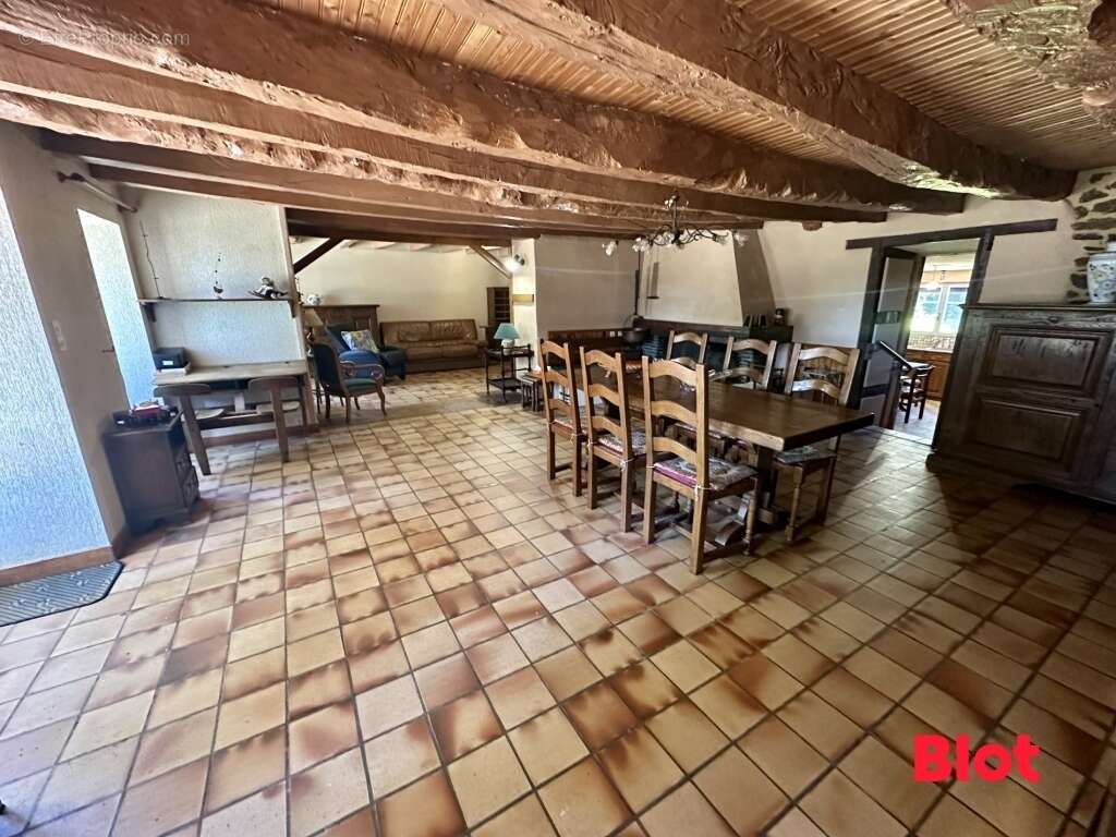 Maison 181 m² à Iffendic  - photo 4