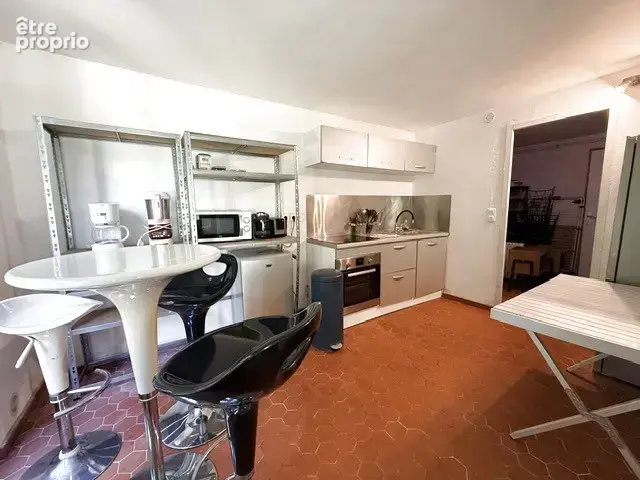 Salernes   Maison en pierre de 156 m2 sur un terrain boisé de 5 931 m2 - photo 6