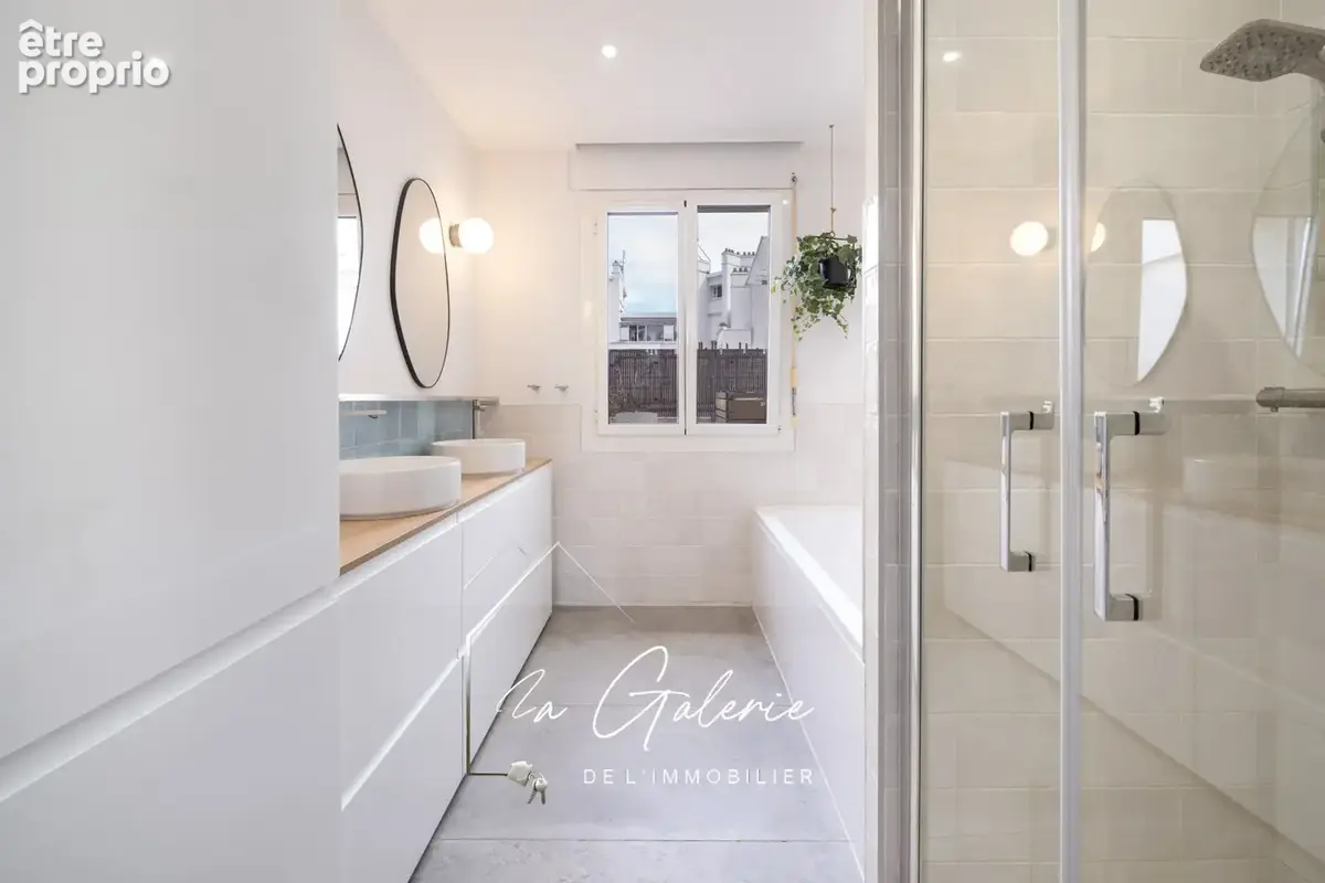 Magnifique appartement en dernier etage avec terrasse hyper centre de grenoble - photo 15