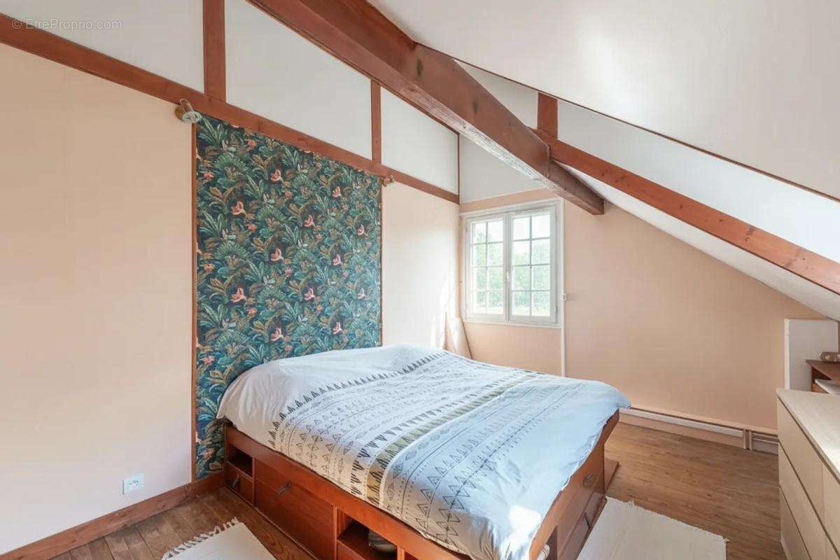 Maison à MONTEVRAIN