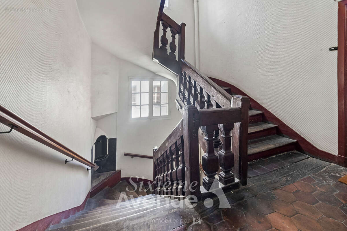 Appartement à PARIS-4E