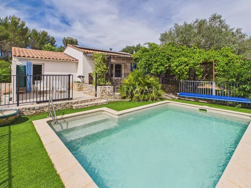 Maison à TRANS-EN-PROVENCE