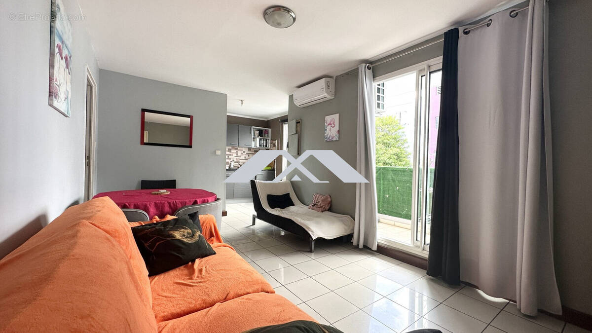 Appartement à SAINTE-MARIE