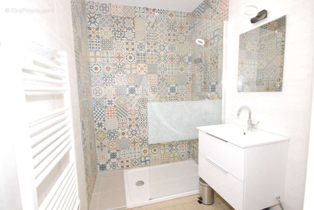 Appartement à CHEVRY-COSSIGNY